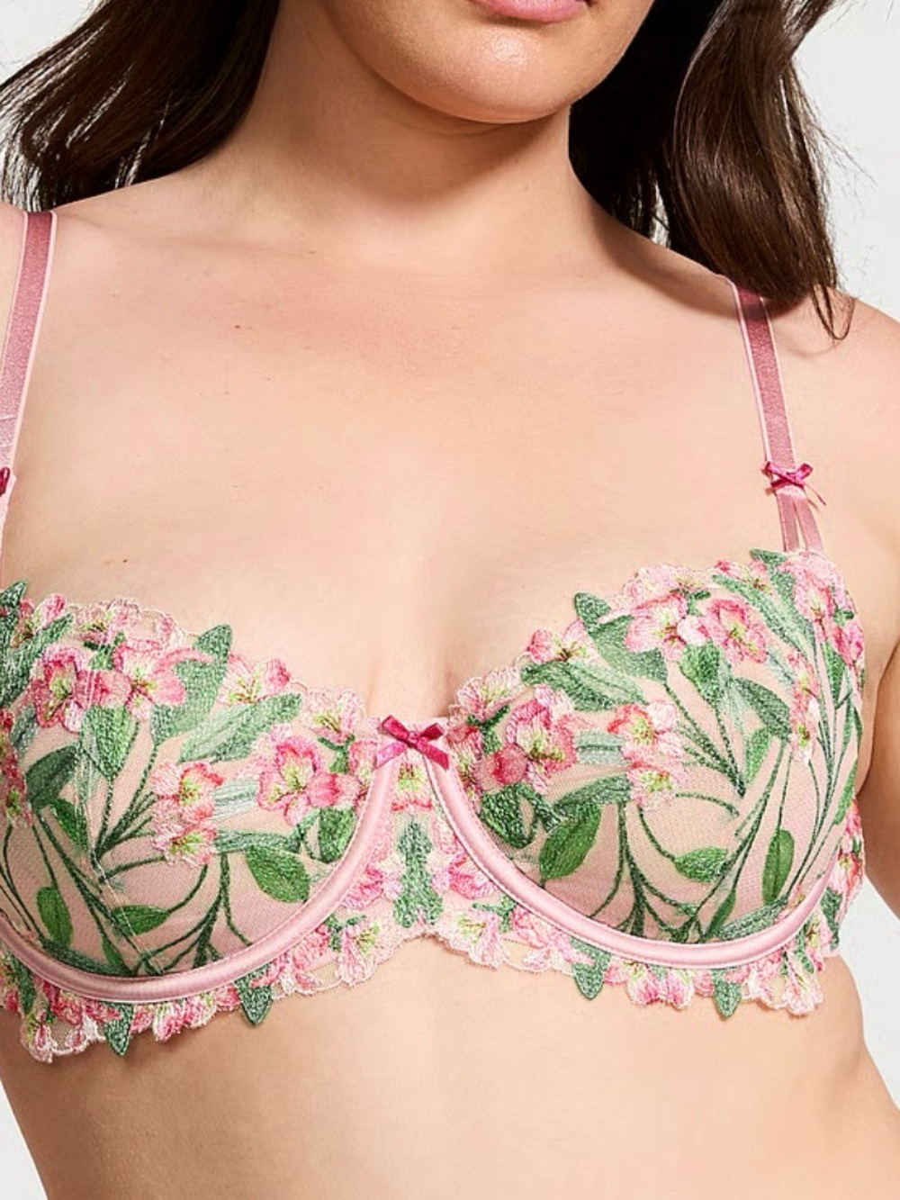 Victoria's Secret Pink Floral Embroidered Underwire Bra